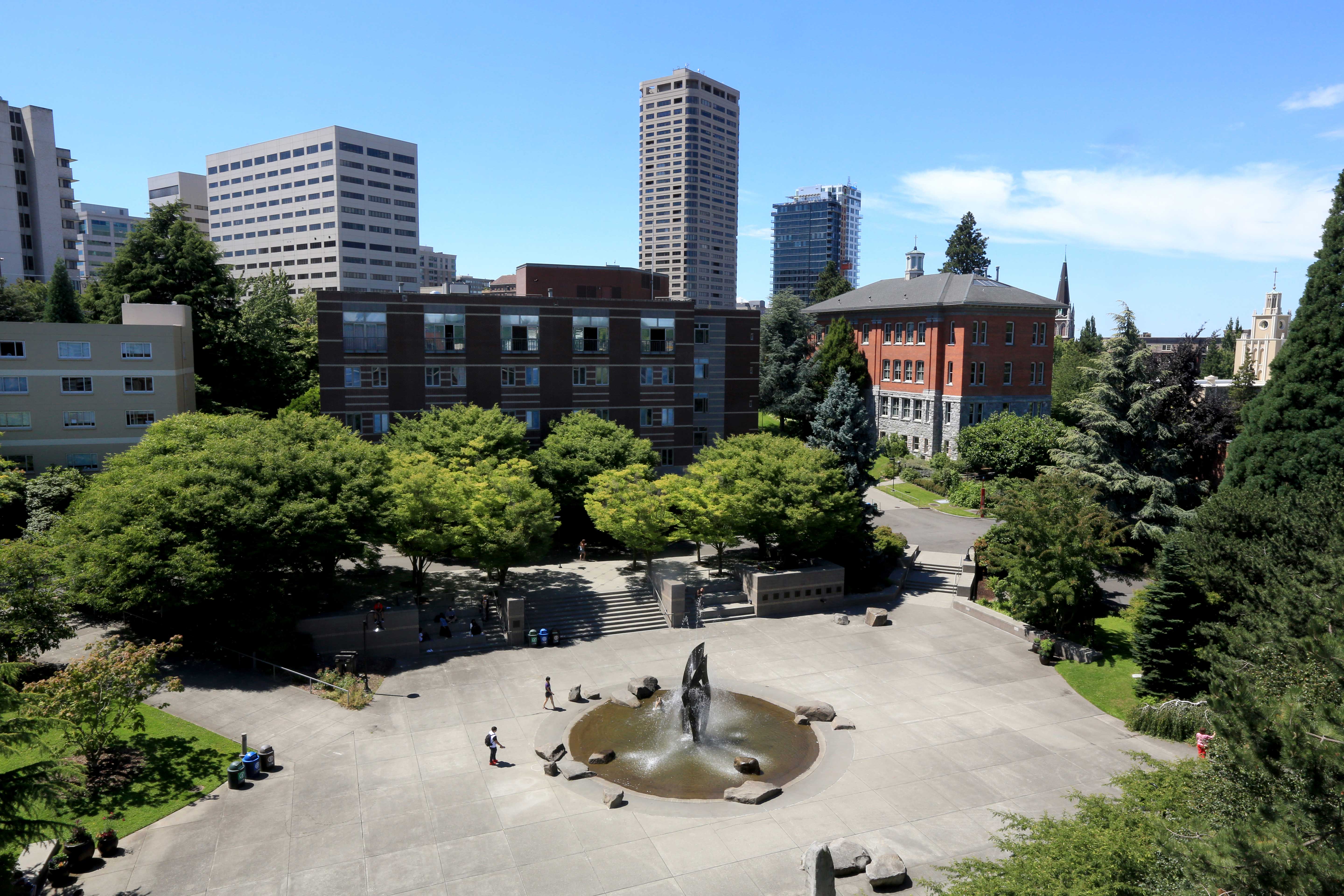 Aerial view of Seattle University quad