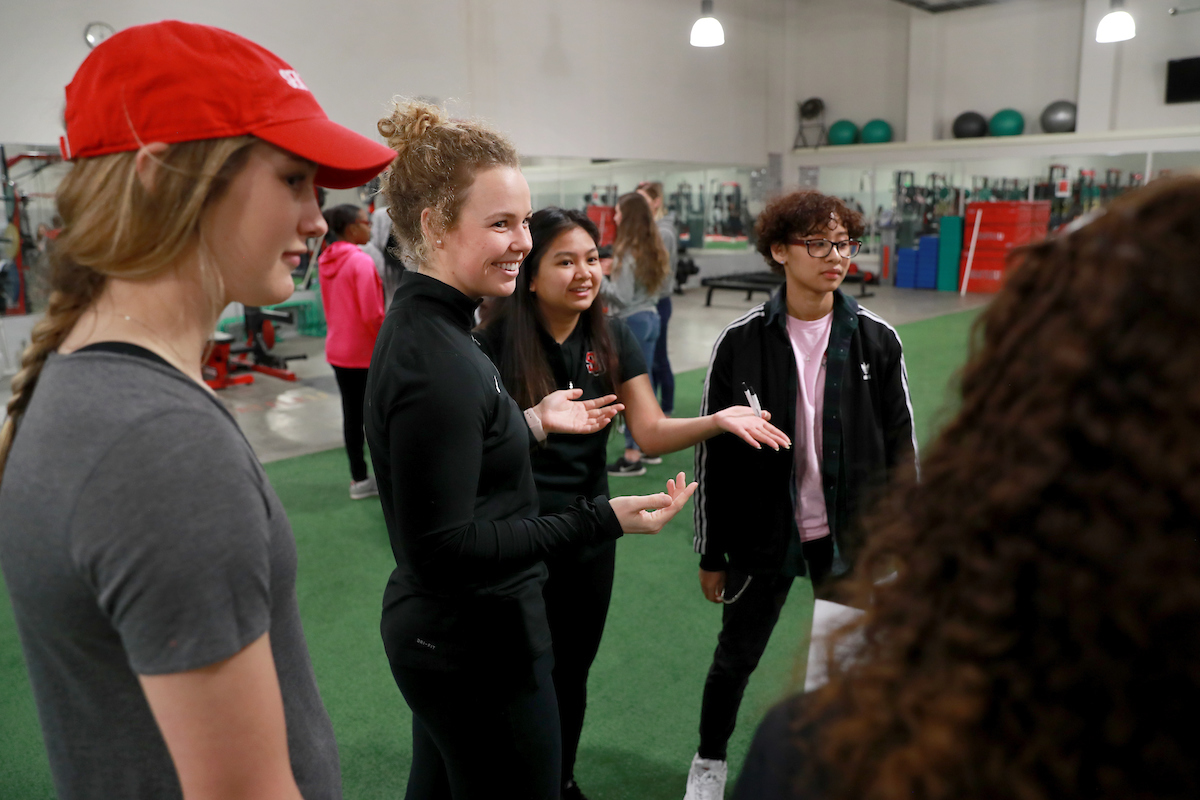 Student talk during demonstration at 2019 Kinesiology Biomechanics Fair