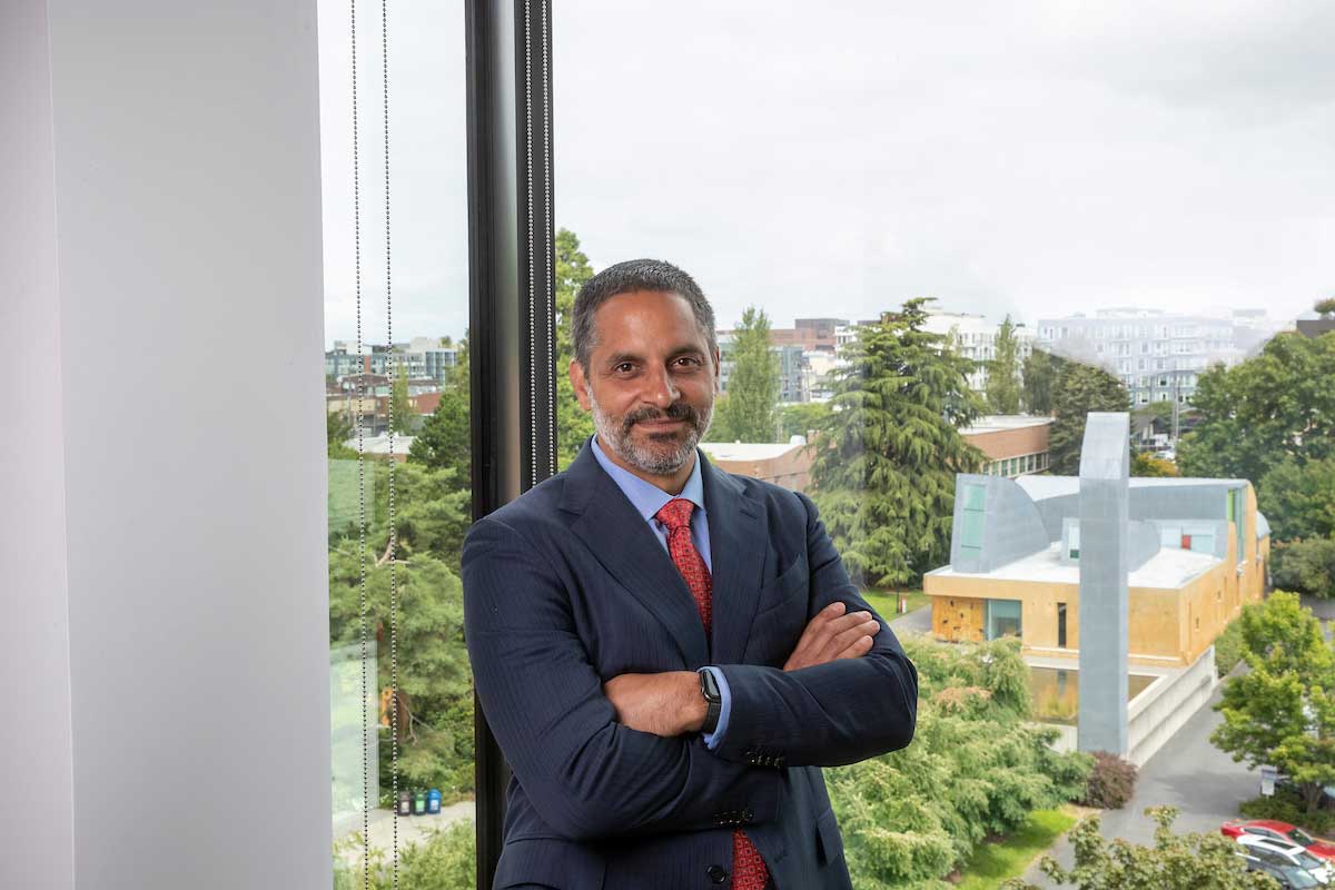 Eduardo Peñalver in the Center for Science and Innovation.