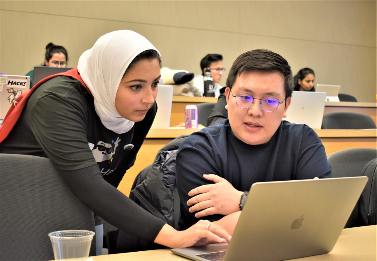 SU students at Google Cloud Hero event