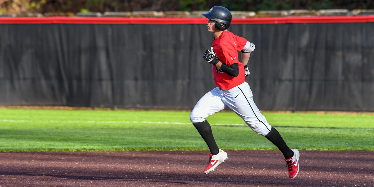 Austin Lively running a home run