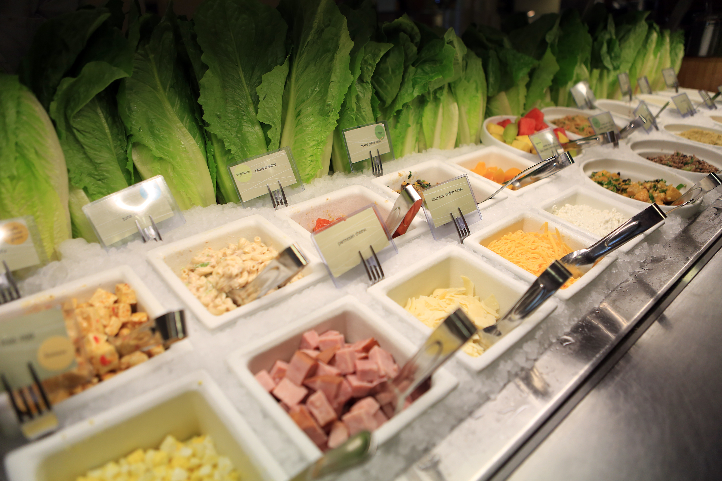 The salad bar at Cherry Street Market