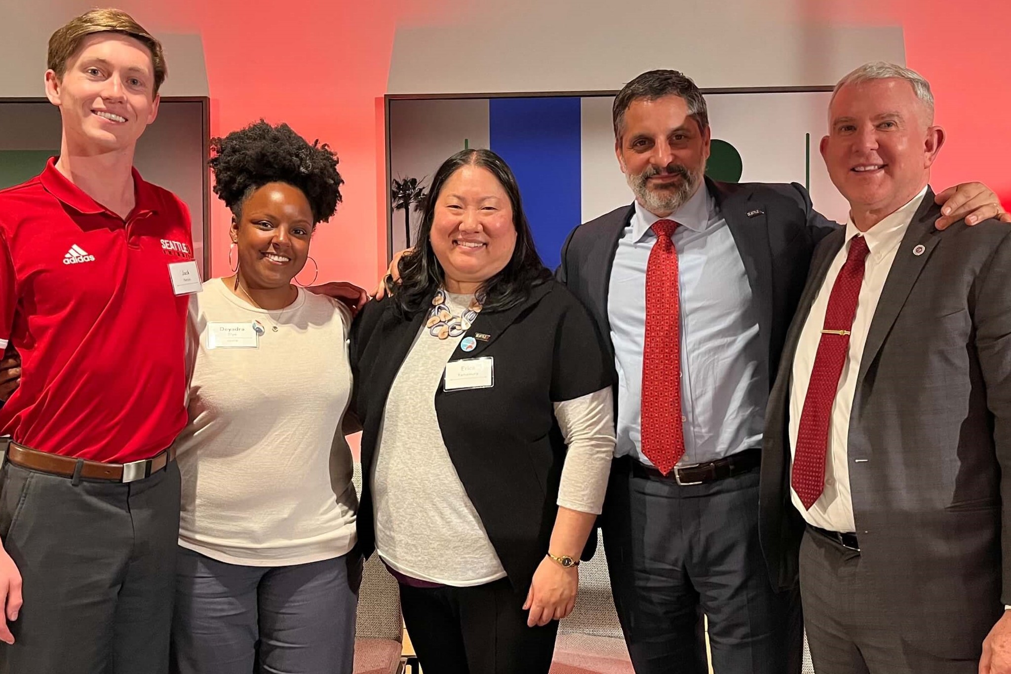 Jack Neton ’22, Deyadra Blye, ’09, Associate Professor Erica Yamamura, President Peñalver, and Provost Shane P. Martin in Los